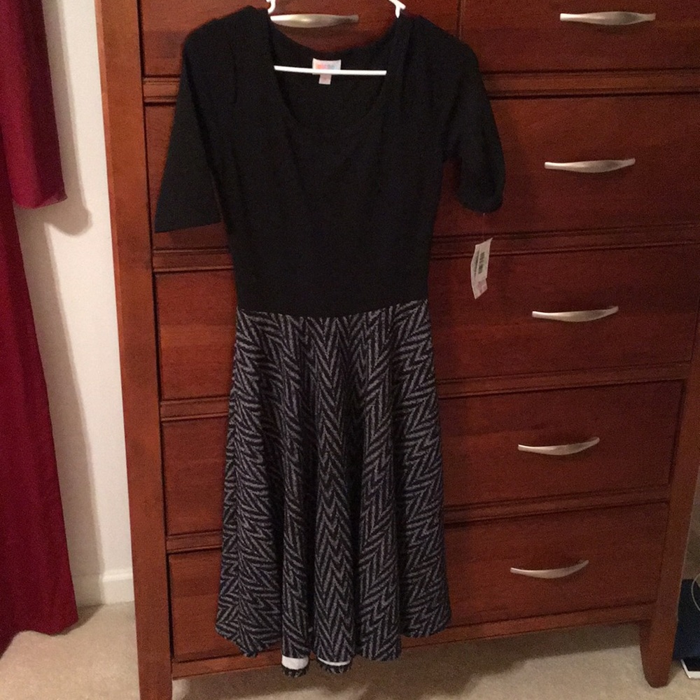 NWT Lularoe Nicole Dress